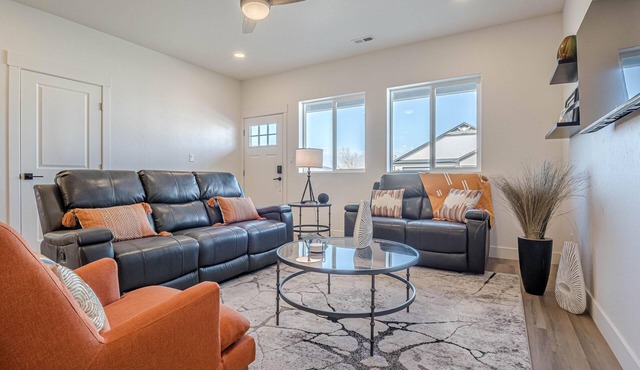 Junction Escape: Pet Friendly + Office Space