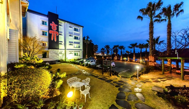 Jungmun JejuHue Pension