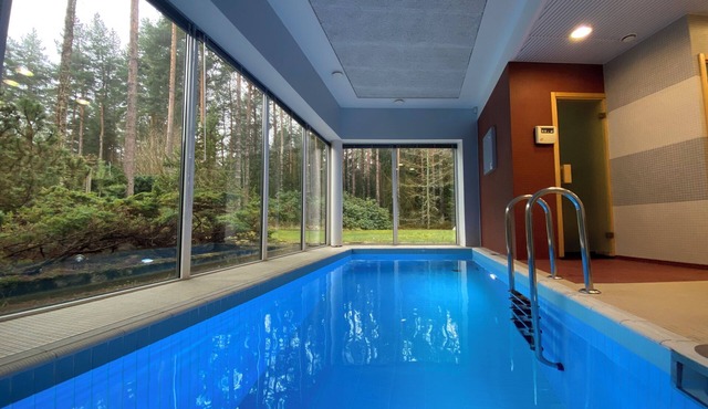Kakumäe Raba Villa - holiday house with swimming pool in Tallinn