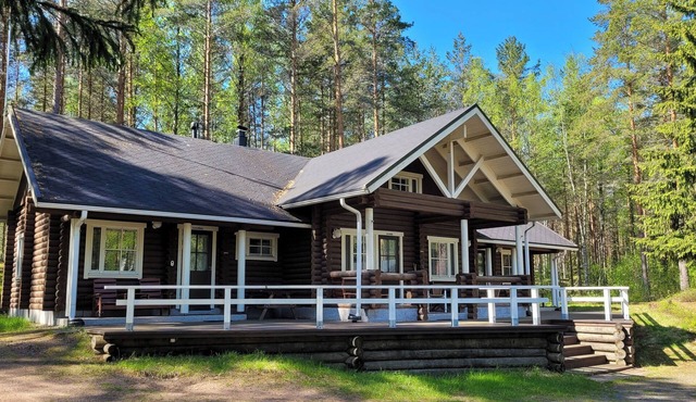 Kilpolan karoliina by Interhome
