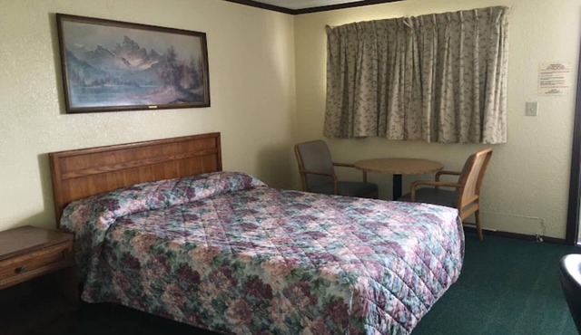 King Bed Non-Smoking