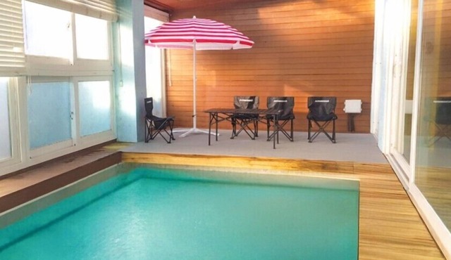 Koala Kids Pool Villa