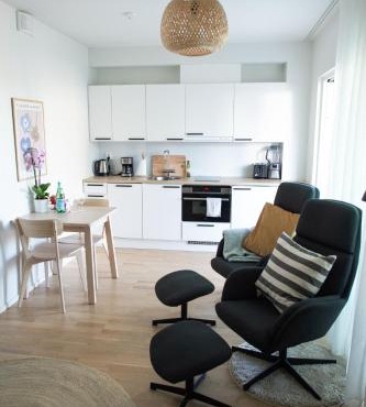 Kokkola Charm - Central Apartment by University Center