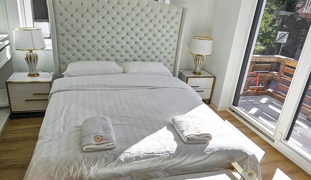 L Schöne Neubau 65m² City Wohnung in München: L