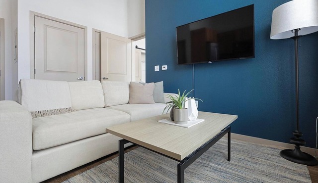 Landing | Amazing 1BD, Gym, Game Room