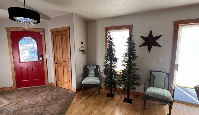 Large mountain house - 2.5 miles from Granby Ranch Ski Resort