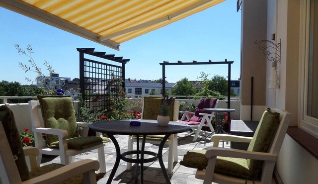Large roof terrace - Sun-drenched apartment - Elevator available