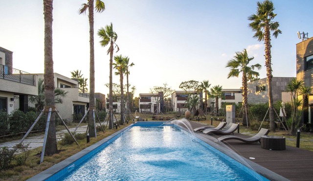 Leeum Island Spa & Pool Villa