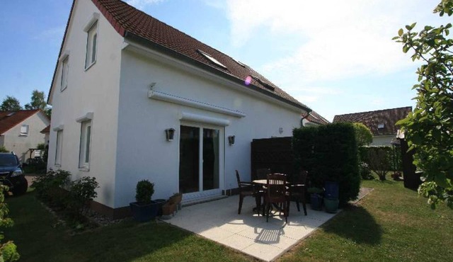 Leuchtturmstraße house 27, only 150 m from the beach - Leuchtturmstraße 31