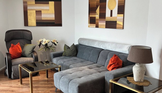 Light-flooded 90 sqm maisonette with balcony - suburb of the wine metropolis of Würzburg