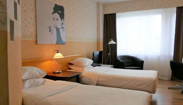 Linnanpiha Bed & Breakfast