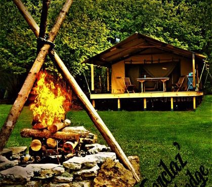 Lodge Bois et Toile avec Vue