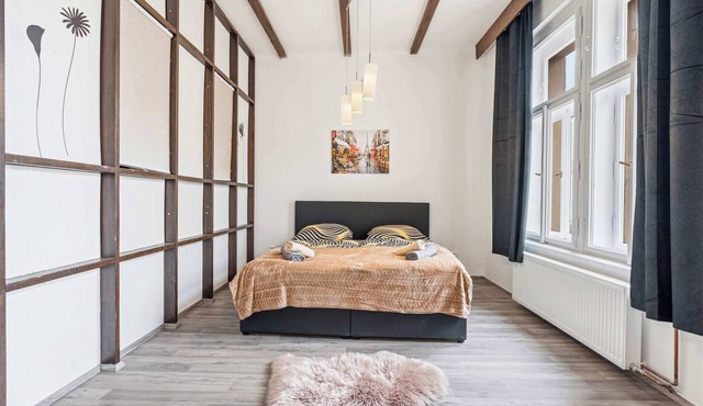 London & Paris Residence Apartworld