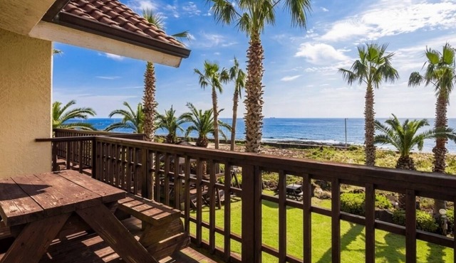 Longbeach Pension