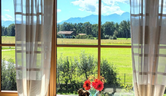 Lorenz "Kaiserblick" vacation apartment for 4 people with balcony
