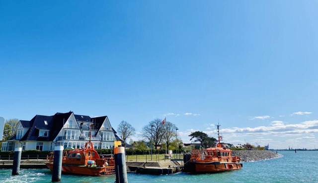 Lotsenhaus, Ostseewelle, close to the beach