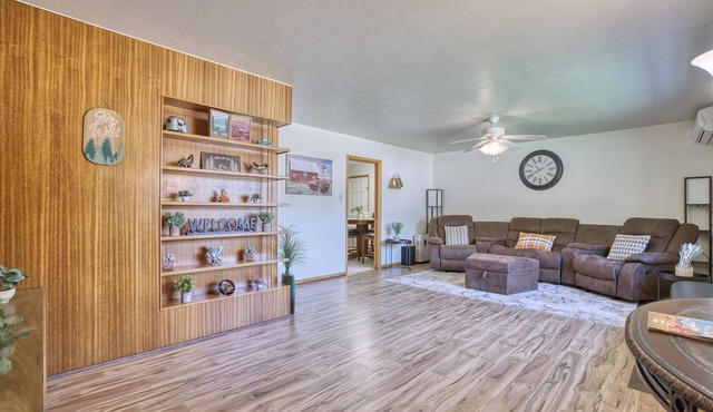 Lovely 3 Bedroom Ranch Style Home in the Heart of Longmont