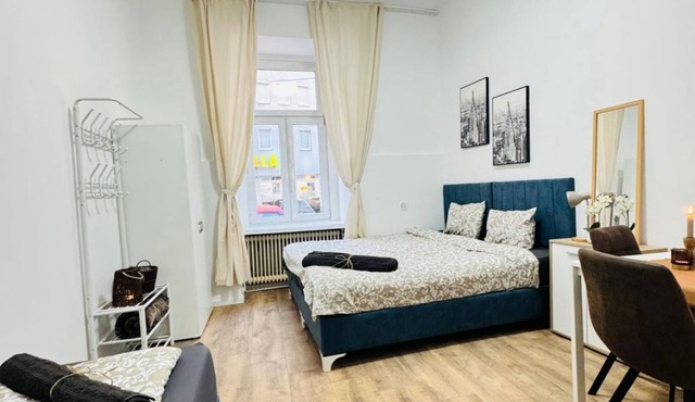 Lovely & Bright Apartment 3 Guests Prime Location