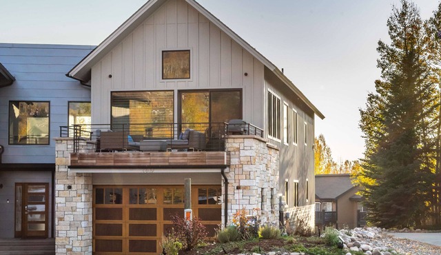 Lucky Snowflake | Pet Friendly | Mountainside Location | Hot Tub