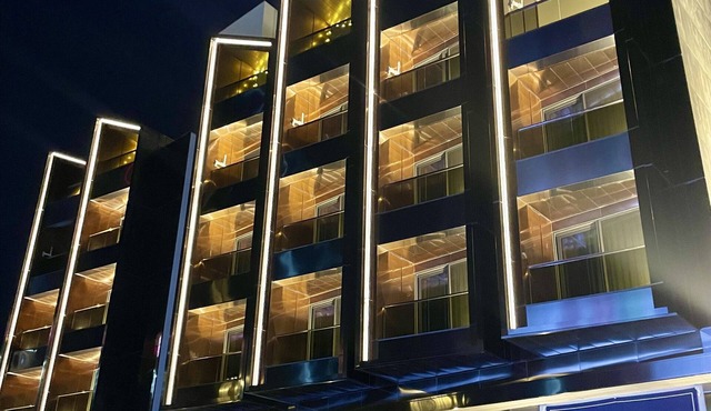 LUEL HOTEL