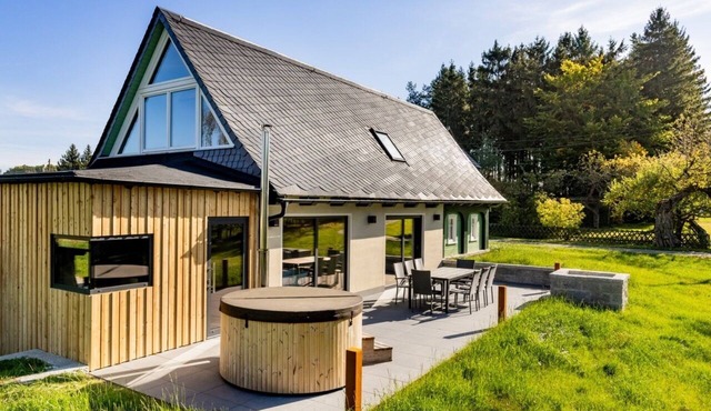 Luxurious vacation home in the countryside in the Zittauer Gebirge Nature Park