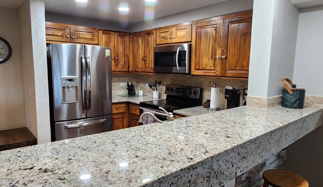 Luxury Breckenridge Condo Walk to Town Heated Pool & Hot Tubs.