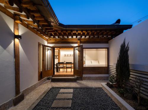 Luxury Hanok The four beauties seochon