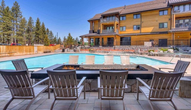 Luxury@Heavenly, Arcade, PS5, Bunks, Pool+Hot Tub
