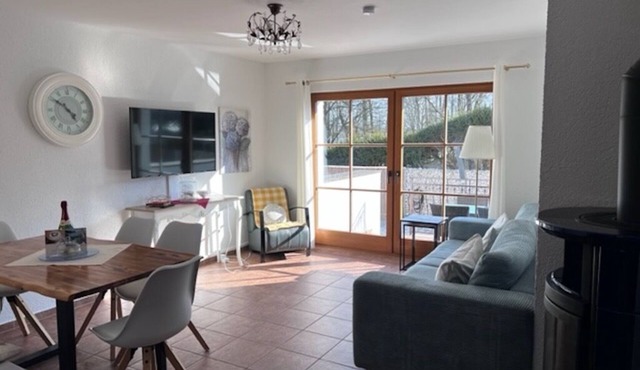 Maisonette apt. No. 2, rosemary, wood-burning stove, sauna, bathing area at the lake 50 meters away