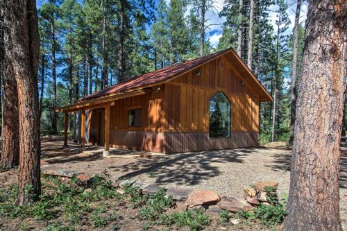 Mancos Cabin Rental on 80 Acres w/Mountain View!
