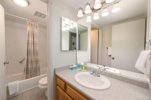 Meadow Ridge Court 9 Unit 4