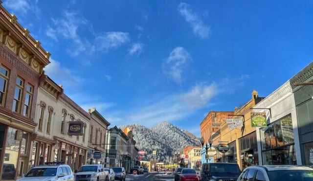 Miner Street Gold - Downtown Idaho Springs