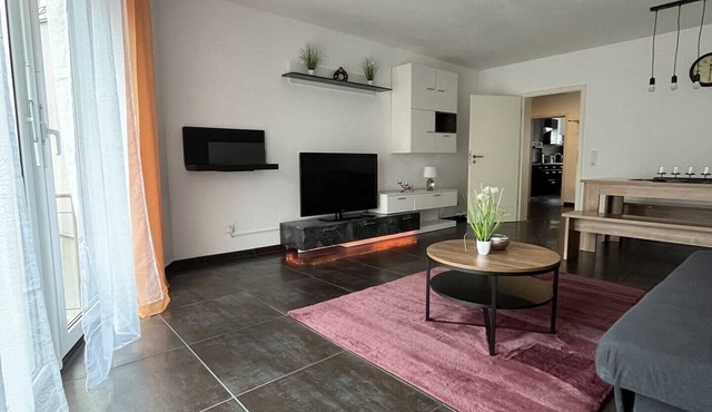 Modern 3 room apartment | subway fair | parking lot
