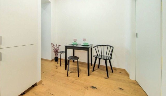 Modern Apartment near the Riverside Prague - Smichov