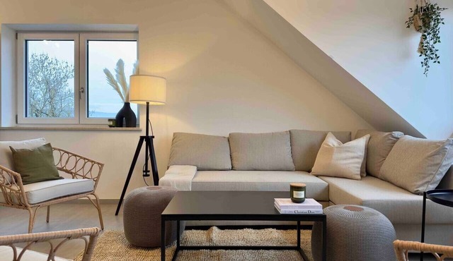 Modern apartment with kitchen & parking