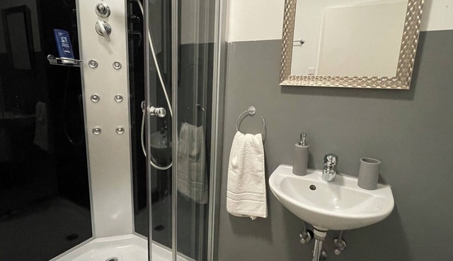 Modern & central in the city I kitchen I washing machine I balcony I ideal for companies
