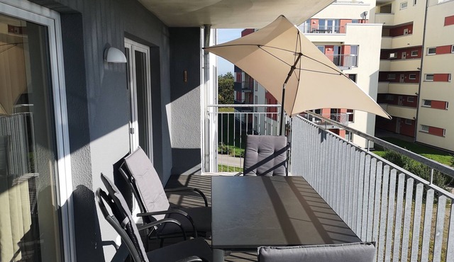 Modern, high-quality vacation apartment, sauna, large balcony, close to the beach