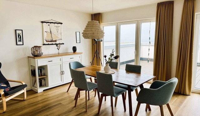Modern, high-quality vacation apartment, sauna, large balcony, sea view, close to the beach