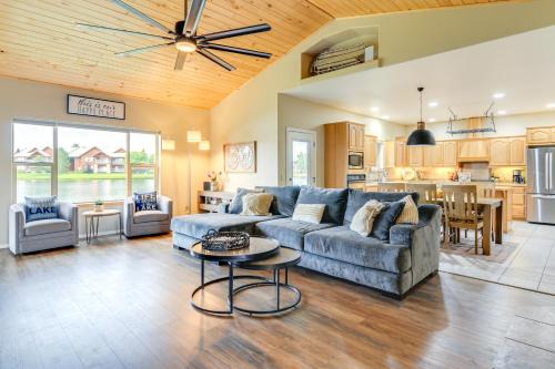 Modern Pagosa Springs Home w/Deck on Village Lake