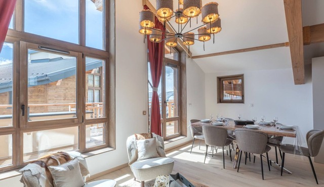 Modern ski-in/ski-out apartment, Alpe d'Huez