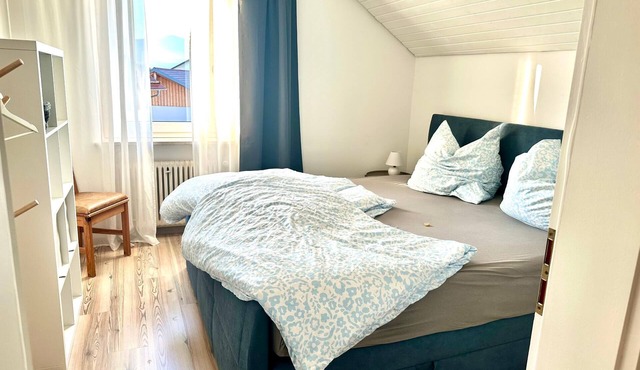 Modern vacation home with balcony and bathtub (81 sqm)