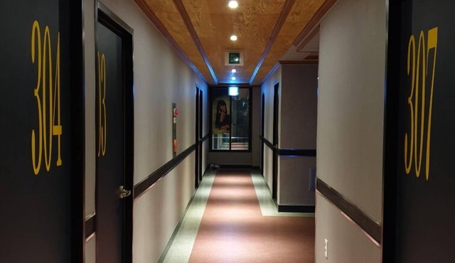 Motel Good Guy