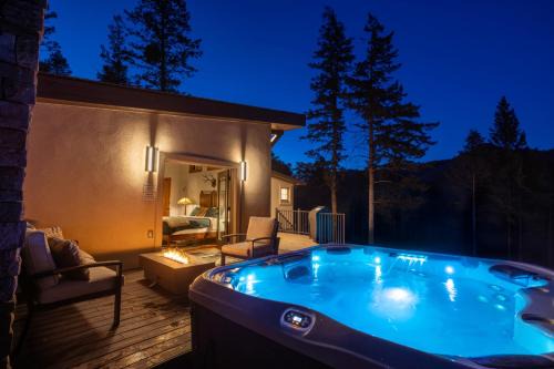 Mountain Cabin with Hot Tub, Scenic Views, Fire Pit, by Forest & Peak Retreats