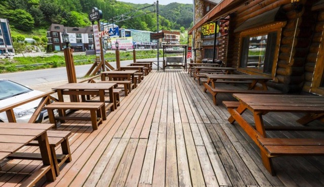 Muju Iso Condo Pension