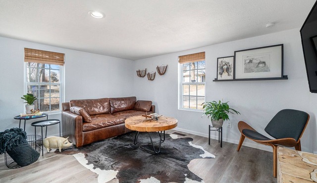 Mulberry House - Cozy Home Near Downtown Olathe with Fenced in Backyard!