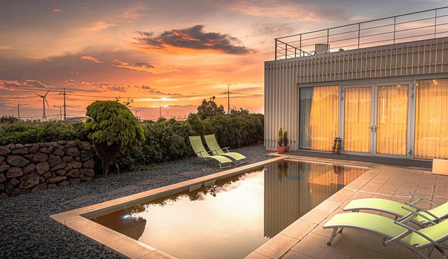 Namib Pool Villa Jeju