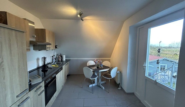 Nice apartment for 4 people with WIFI, TV, patio and pets allowed