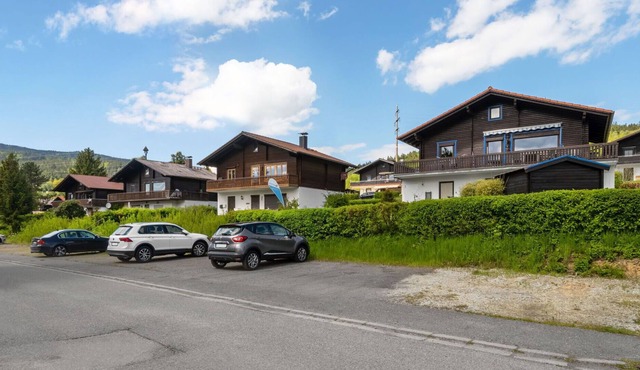 Nice apartment for 4 guests with WIFI, TV, balcony and parking