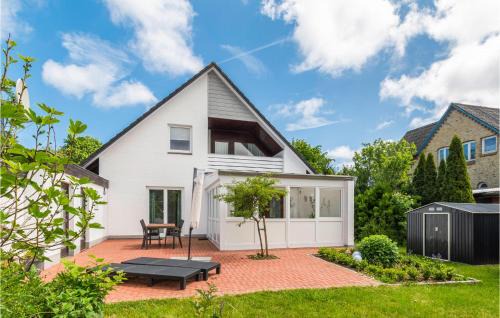 Nice Apartment In Hasselberg With Wifi
