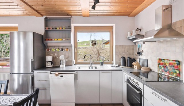 Nice apartment in Wald with kitchen